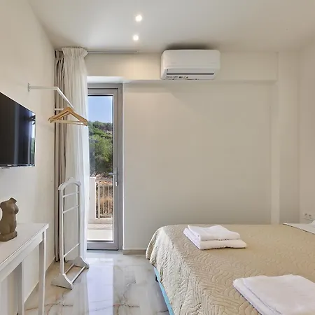 New Cozy Apartments In Crete Coast With Pool And Dining Area Magnisía Exteriér fotografie