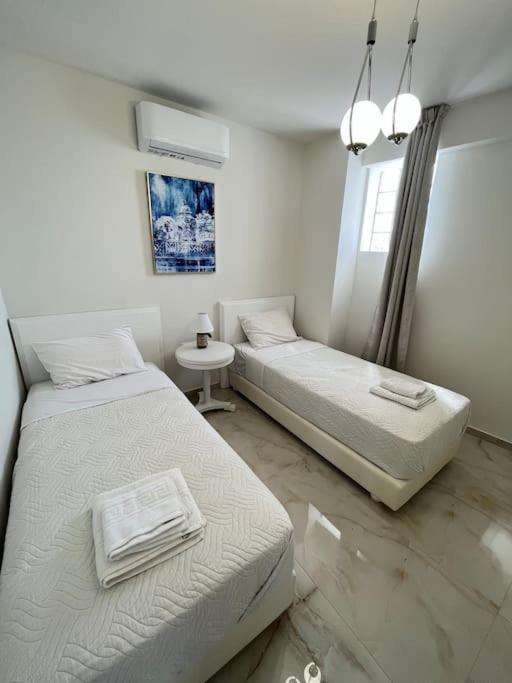 New Cozy In Crete Coast With Pool And Dining Area Magnisia