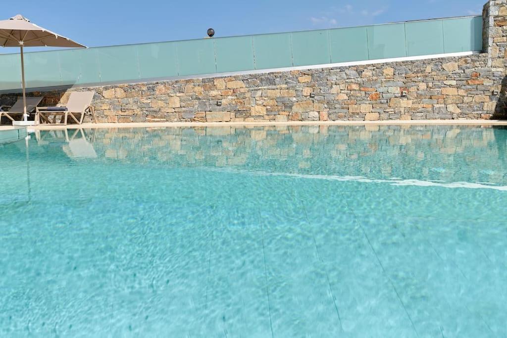 New Cozy In Crete Coast With Pool And Dining Area Magnisia