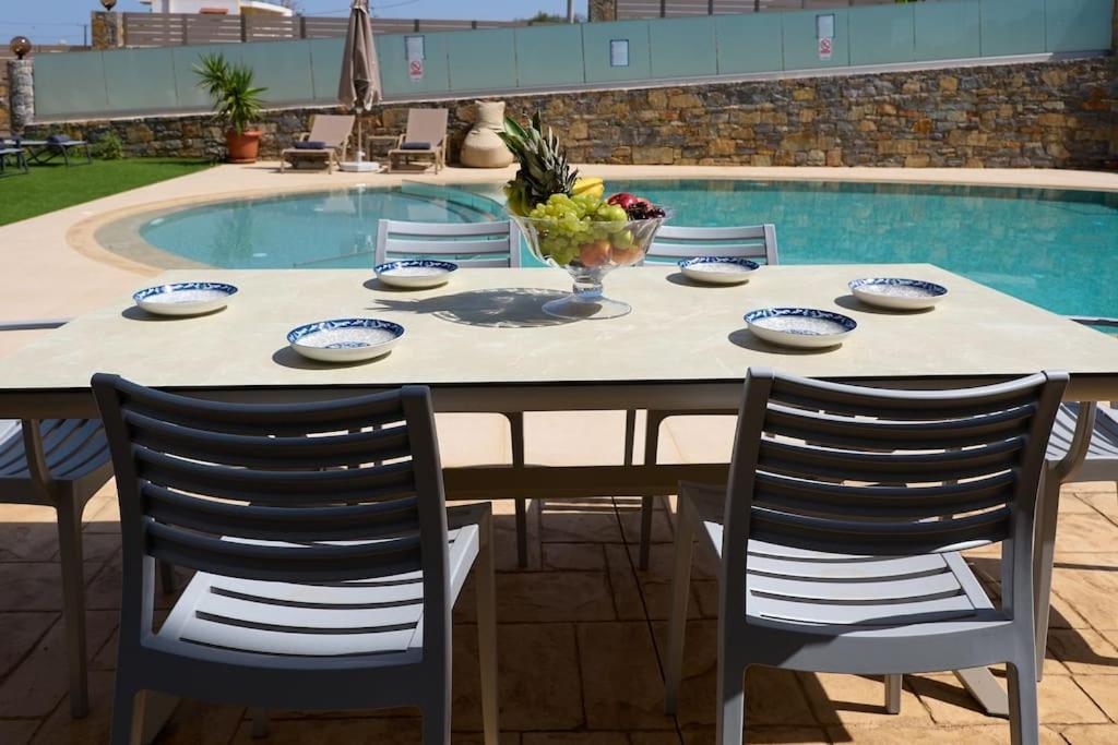 Apartment New Cozy In Crete Coast With Pool And Dining Area *
