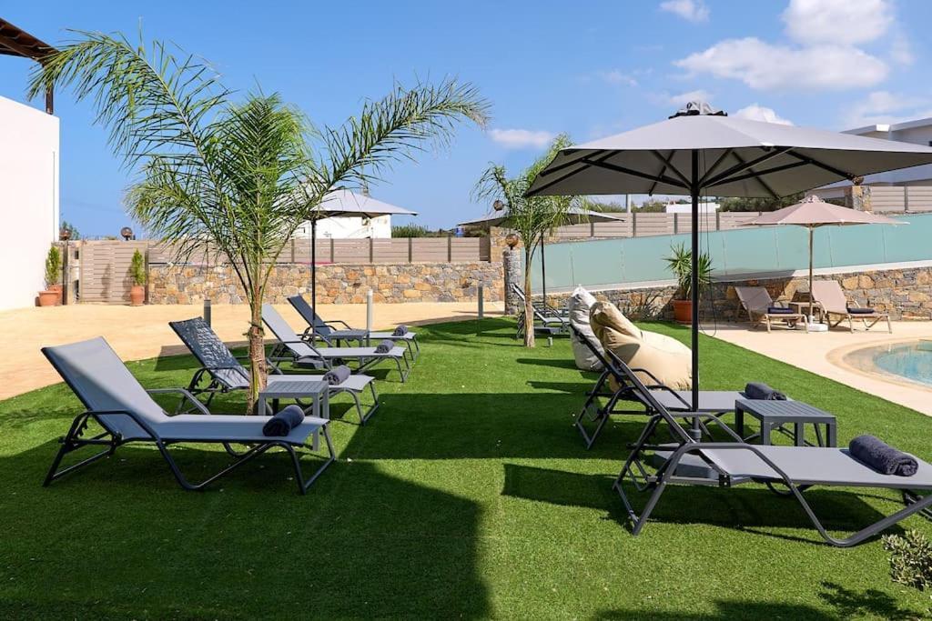 New Cozy In Crete Coast With Pool And Dining Area Apartment *