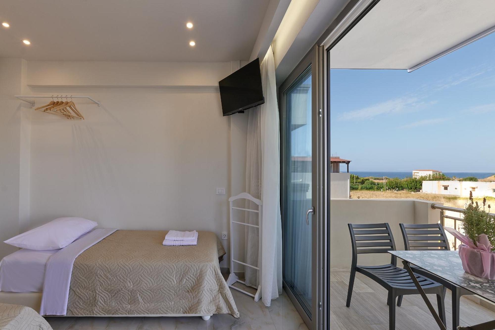 New Cozy In Crete Coast With Pool And Dining Area *