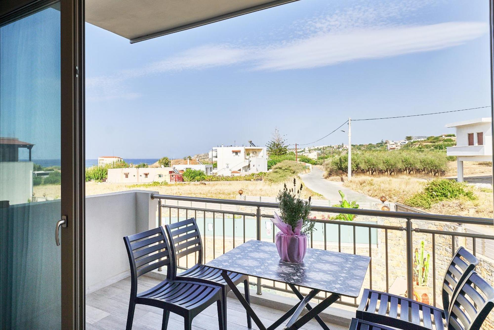 New Cozy In Crete Coast With Pool And Dining Area Apartment Magnisia