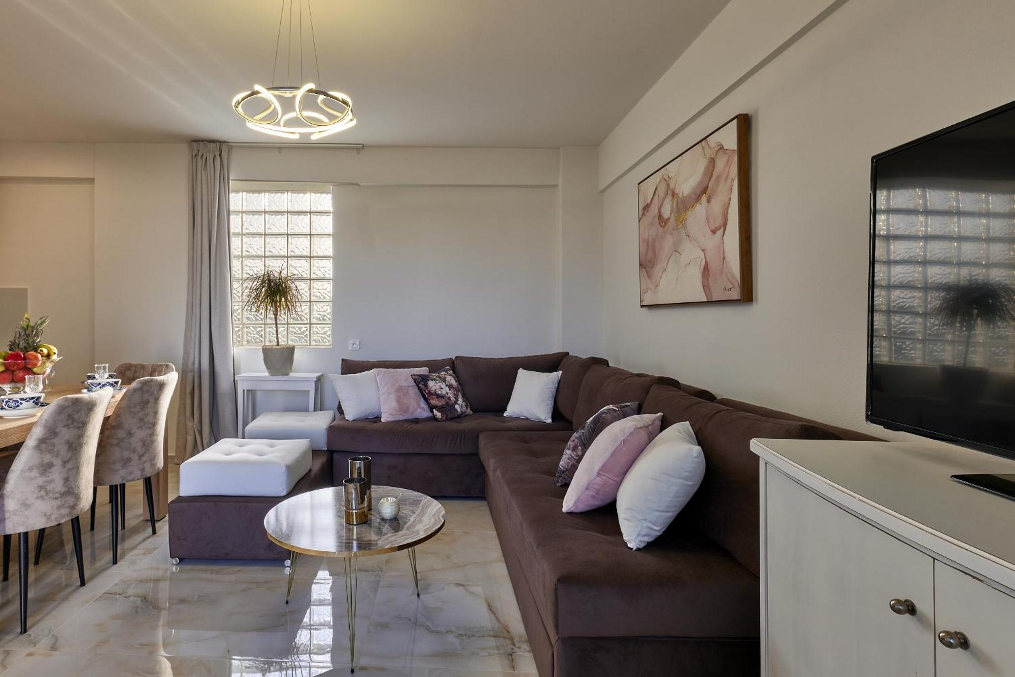 New Cozy In Crete Coast With Pool And Dining Area